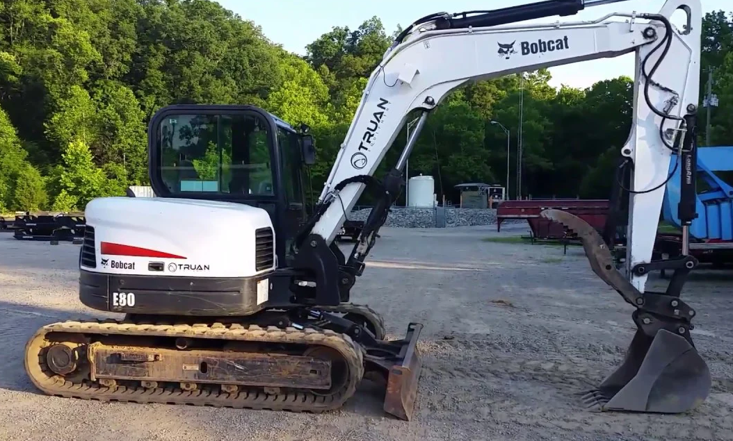 Manual de piezas BOBCAT E80 AET311001 y superiores, AETB11001 y superiores